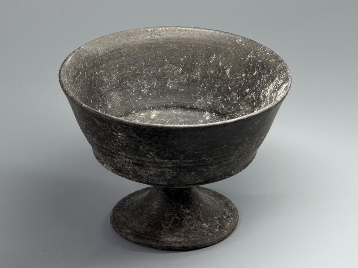 Vase & Récipients: Archaische Stein Kelch – D'occasion à Sennhof par Johnbest 3