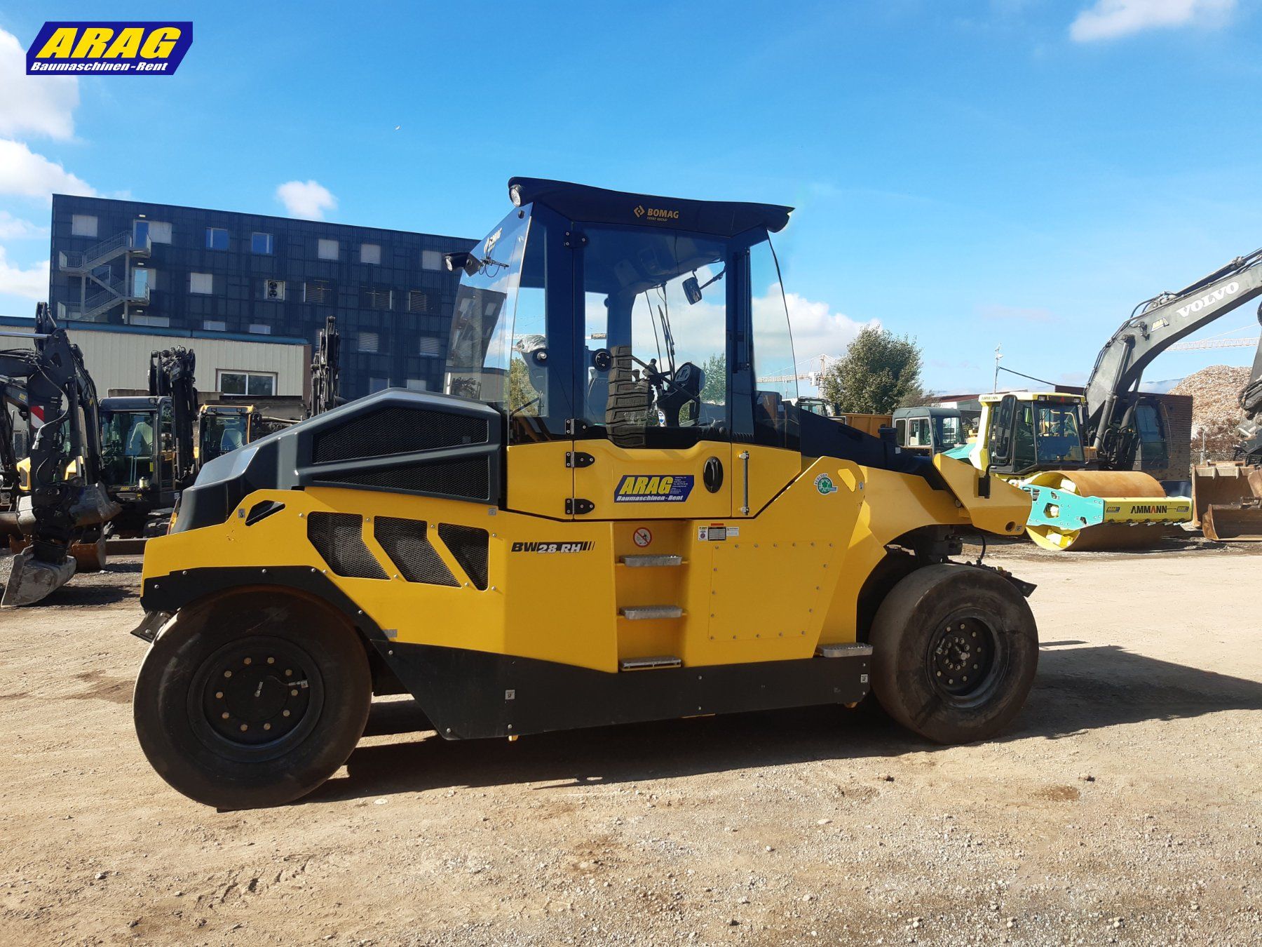 Bomag Tutte le macchine: Bomag BW28RH Gummiradwalze – Usato da Hasle LU venduto da Arag08 1