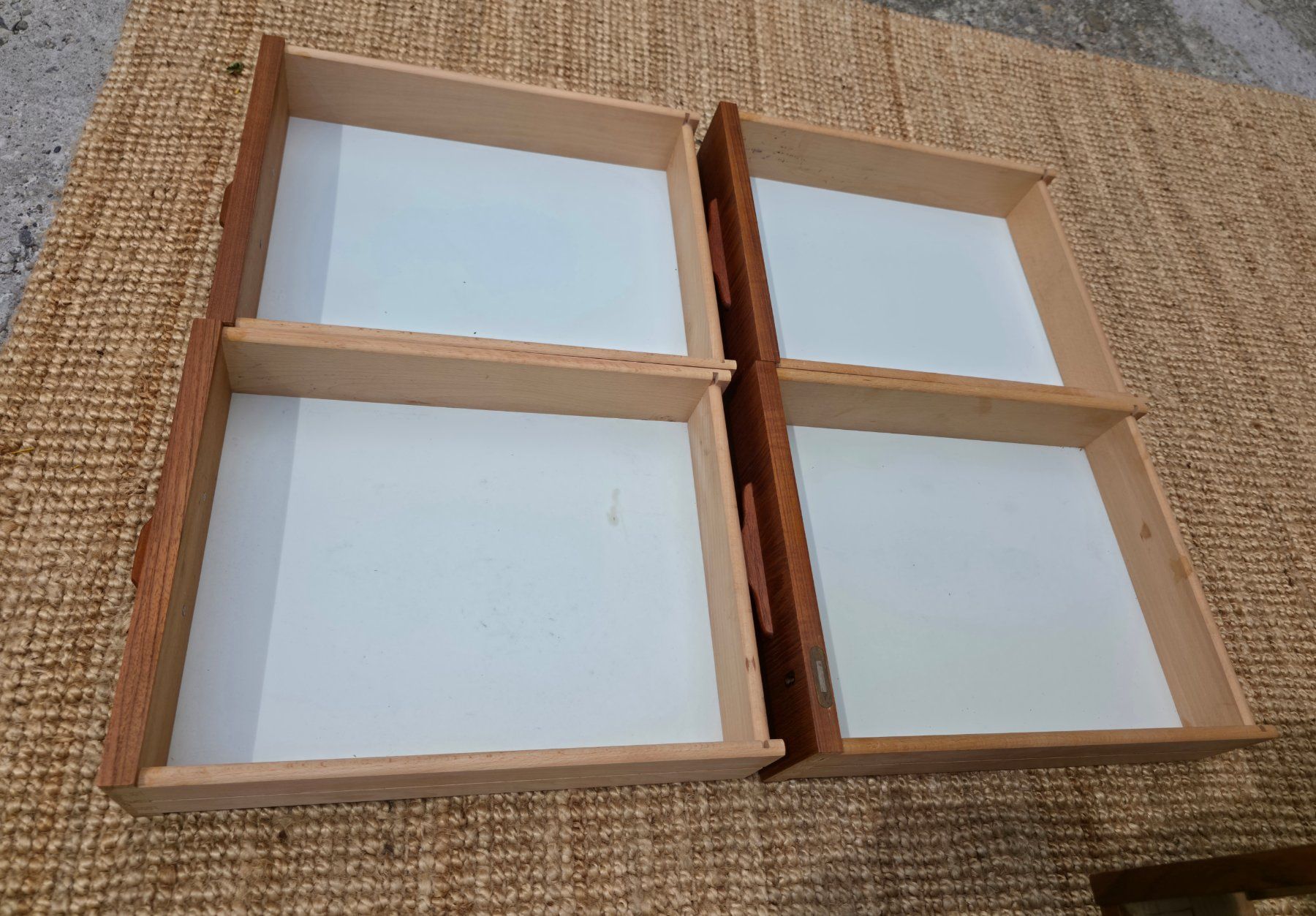 Schreibtische: Teak Schreibtisch mid century danish stil – Gebraucht aus Haslen AI von Vintagelix 7