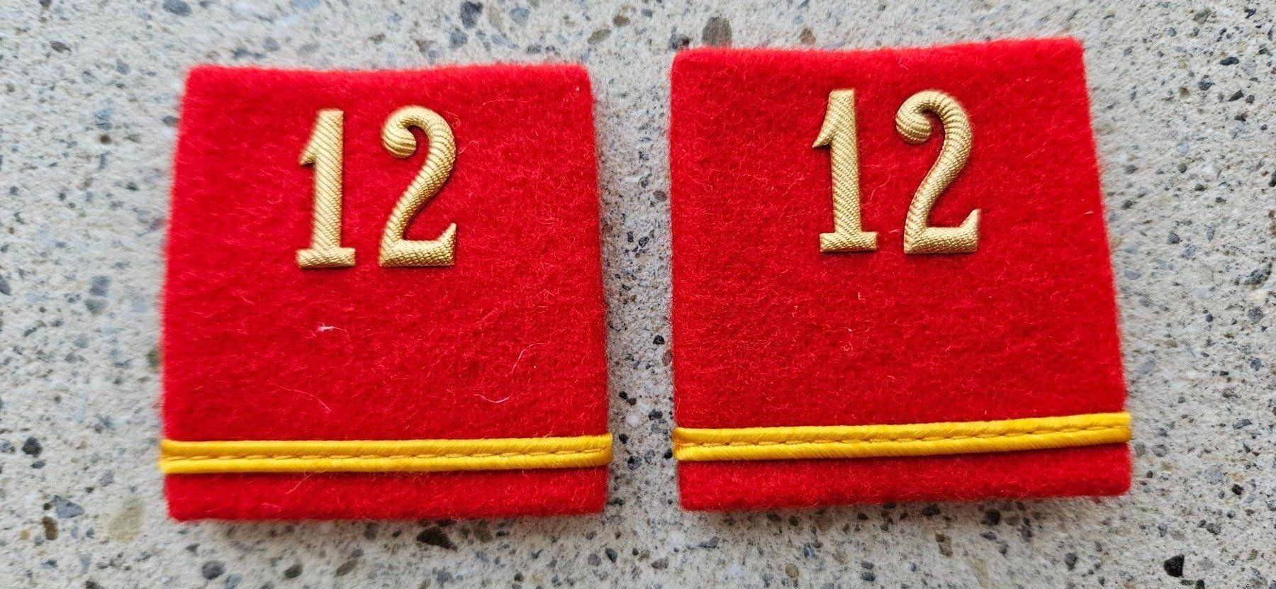 Schweizer Armee Plaketten & Abzeichen: *** Patten /Schulterschlaufen mit Nummer *** – Gebraucht aus Riedholz von fr_sIruP