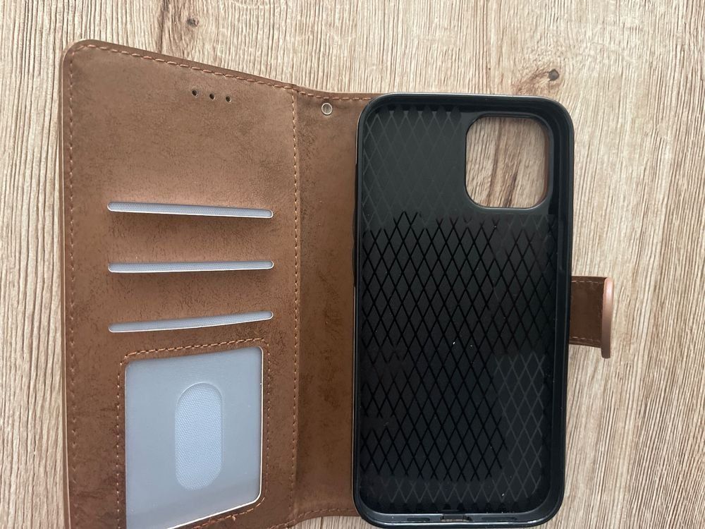 Covers & Schutzfolien: Etui pour iPhone 12 pro  Max – Gebraucht aus Cournillens von Pascoal0
