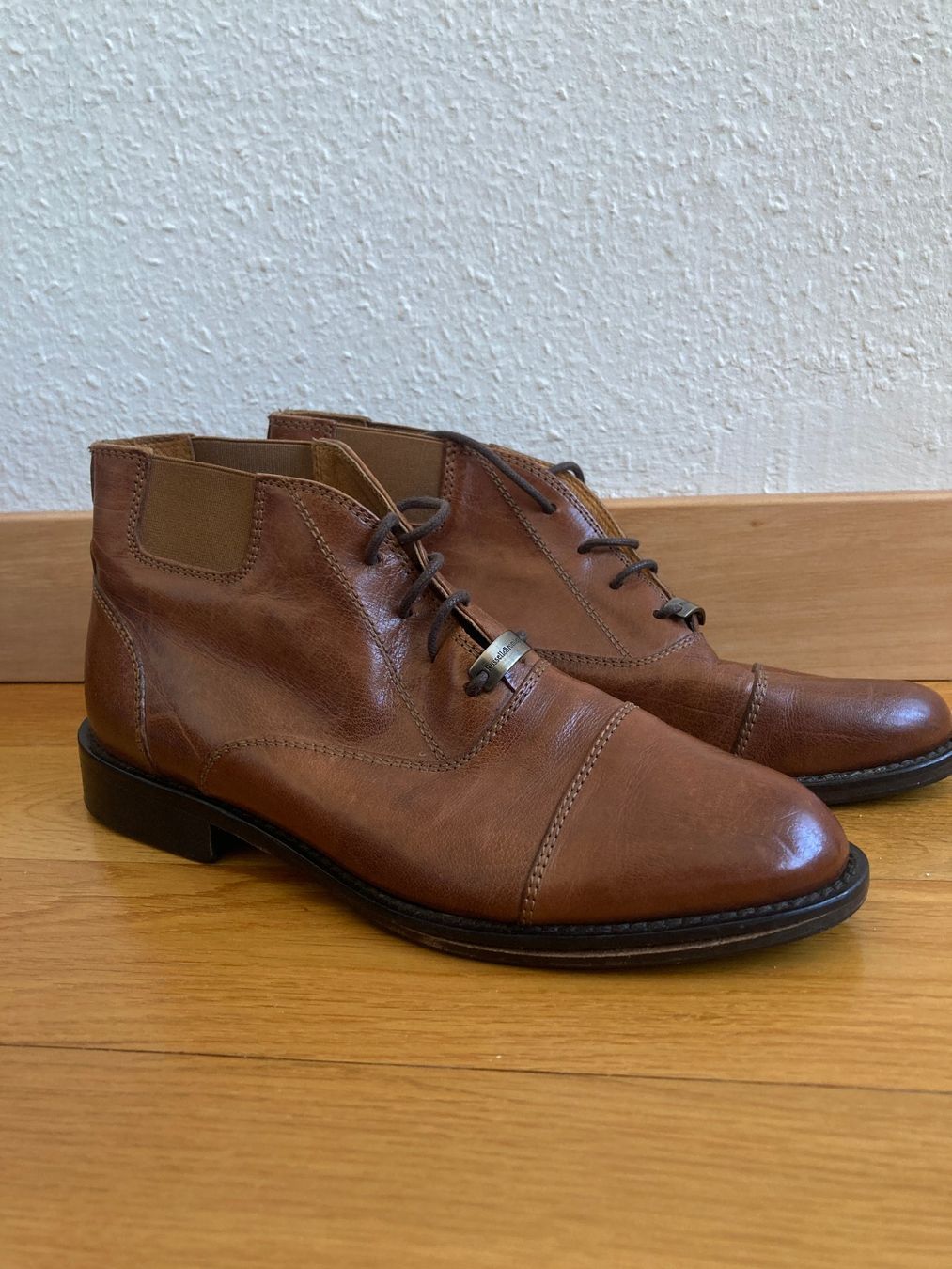Scarpe da uomo: Bottines en cuir anglaises – Usato da Genève venduto da cricri159