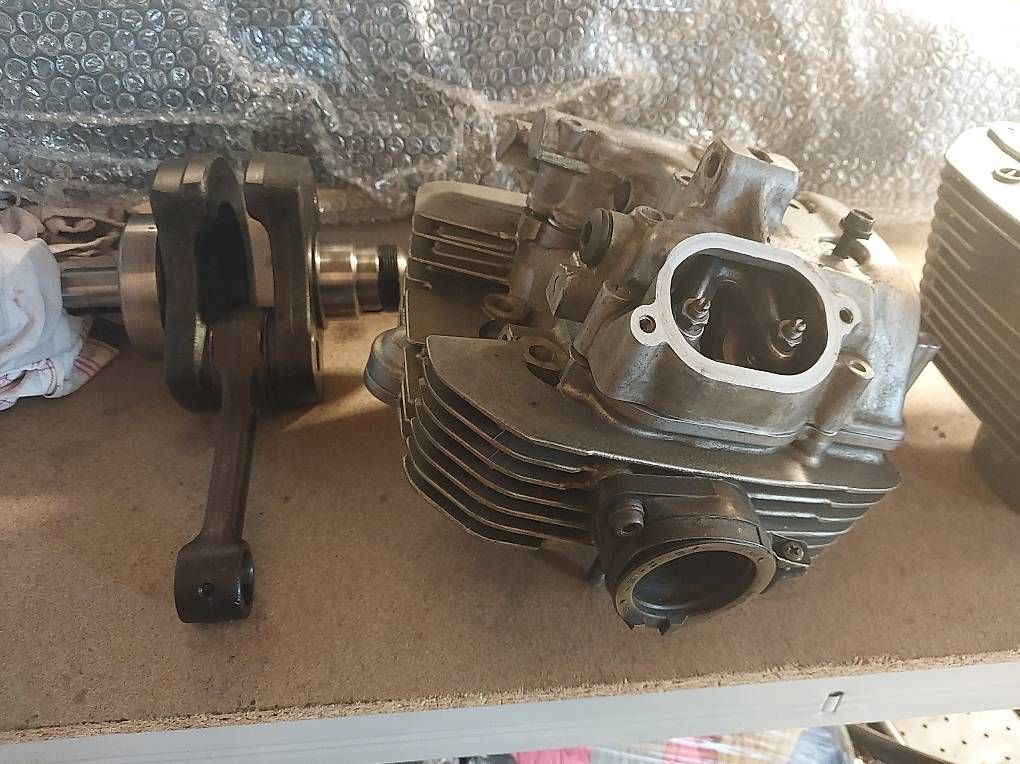 Suzuki Motori: Suzuki DR 650 Motorteile – Usato da Hellbühl venduto da cheapfreak 3