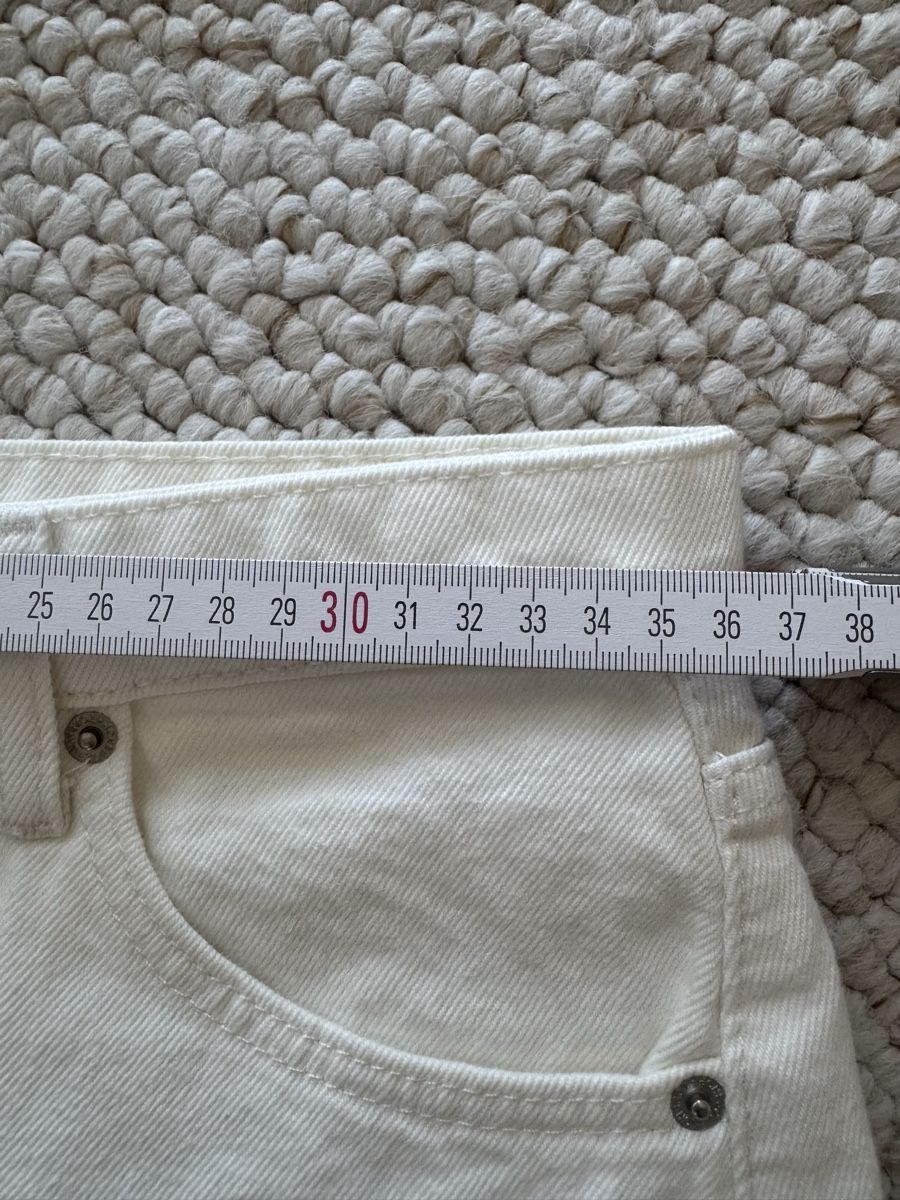 Topshop Gonne: TOPSHOP weißer Jeansrock mit Schlitz – Usato da Zürich venduto da kat_ww7d 4