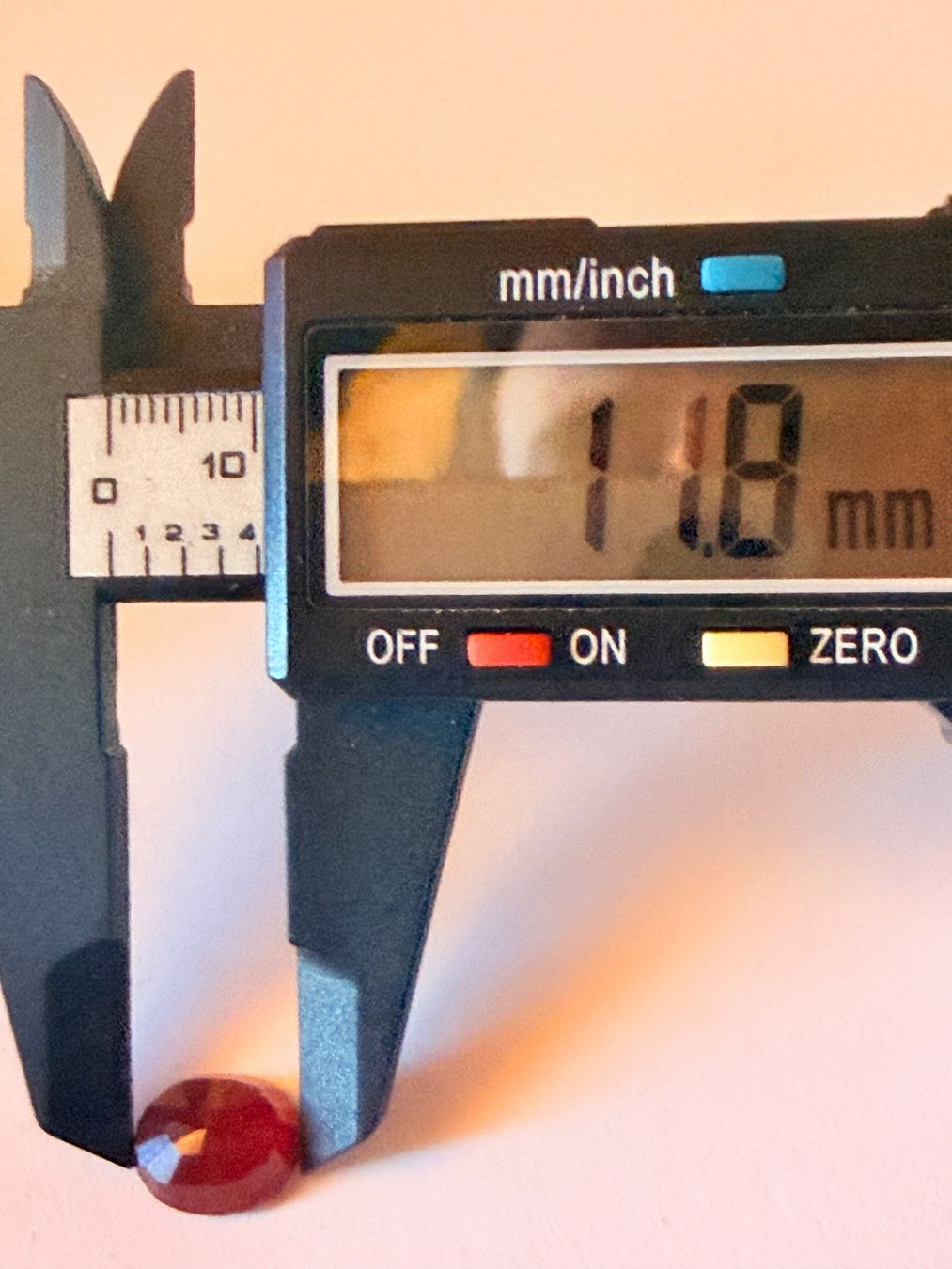 Pietre preziose: Natürlicher Pyrop Granat, 5,73ct, facettiert – Nuovo (secondo la descrizione) da Zuerich venduto da SonderArt-Wertgut 4
