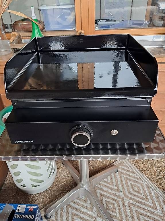 Grills: Gas Grill – Gebraucht aus Utzenstorf von urs_pd8z