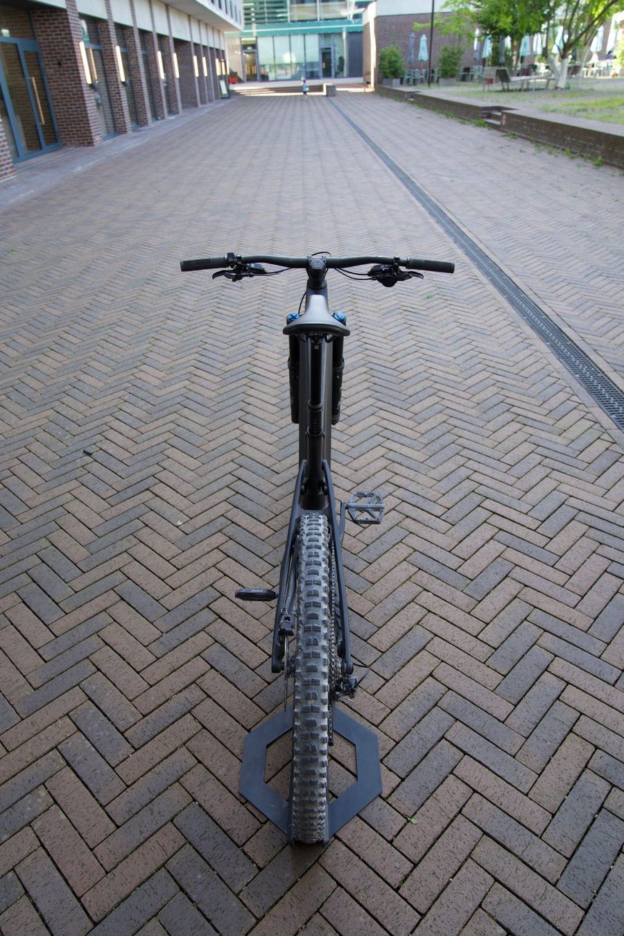 Canyon Biciclette: Canyon Strive:ON Underdog eMTB fully – Usato da Horgen venduto da Akav 6