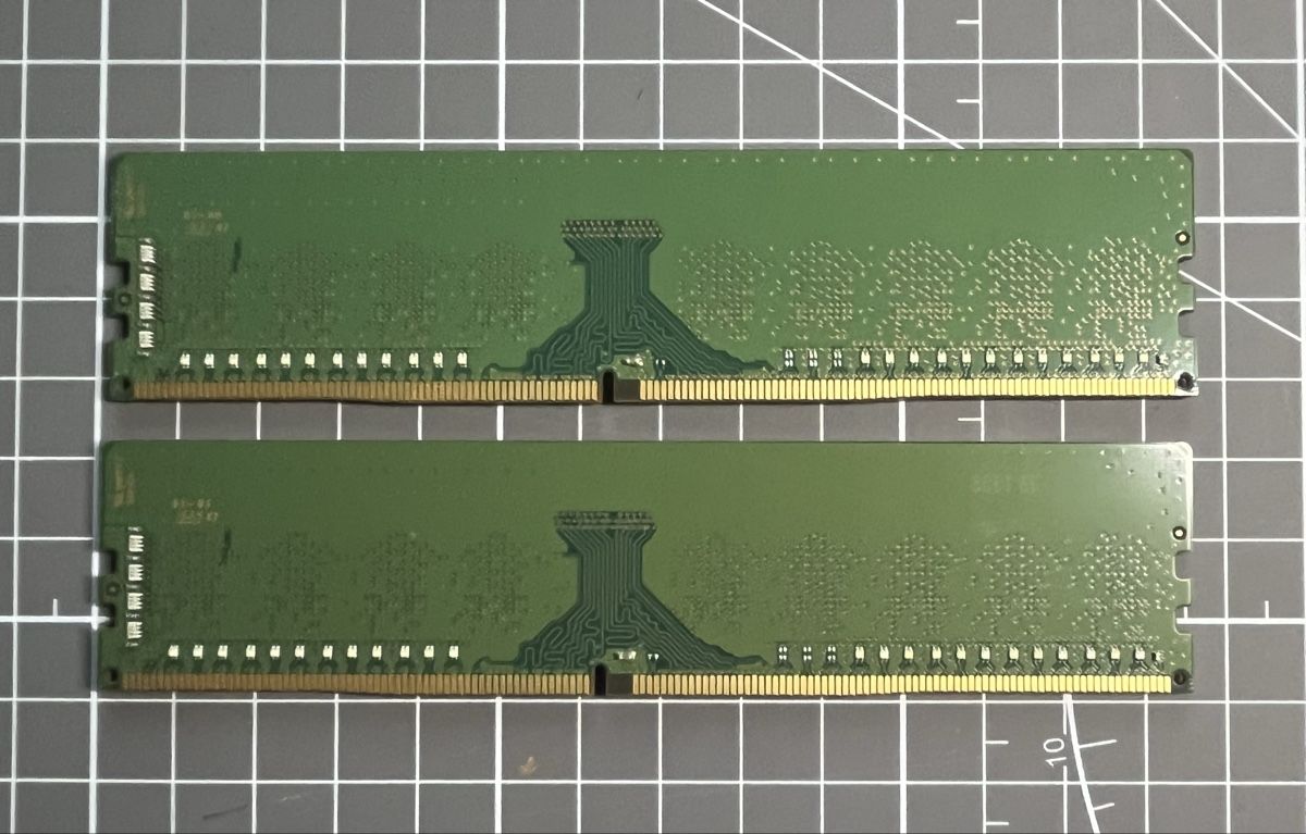 Samsung Mémoires / RAM: Samsung RAM DDR4 4GB 2133 Mhz – D'occasion à Arosio par pep_y2gj 2