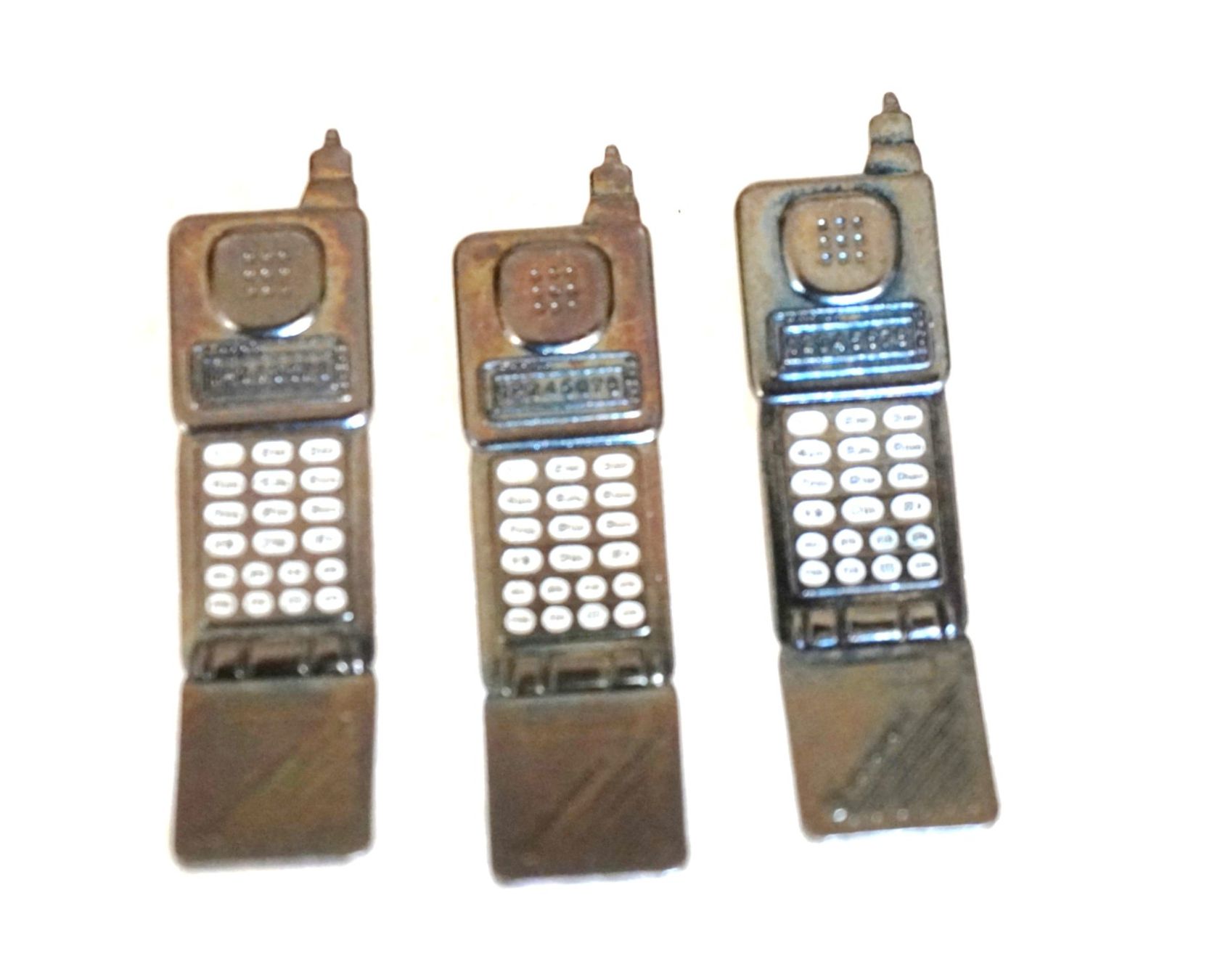 Placchette & Badge: 3 Pin Natel Telefon – Usato da Worb venduto da worb01