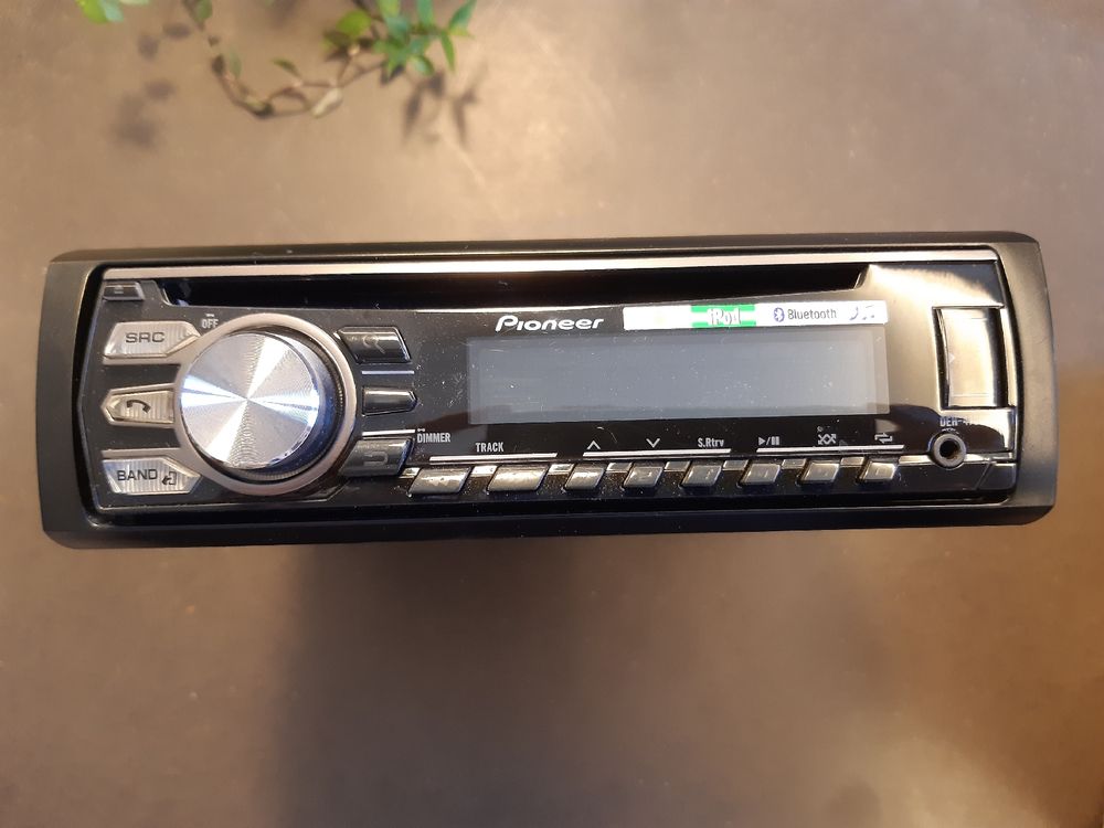 pioneer deh 4700bt