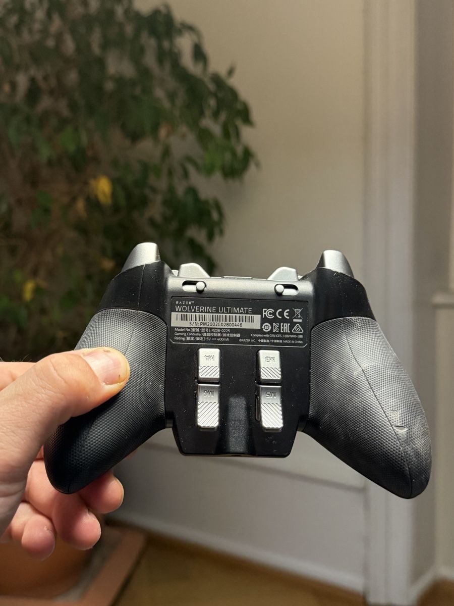 Razer Manettes: Razer Wolverine Ultimate Gaming Controller – D'occasion à Basel par two_n27b 2
