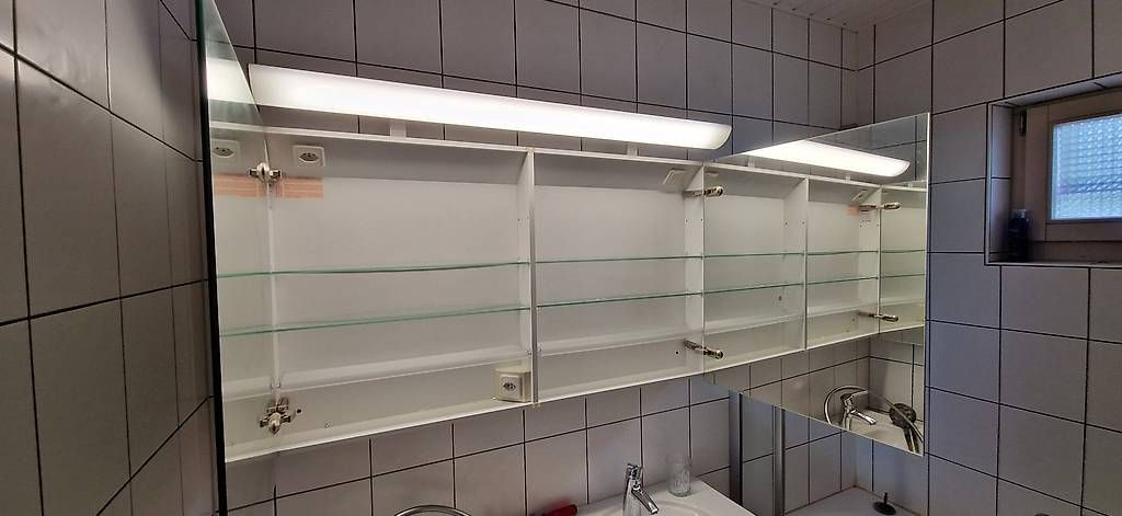 Armadietti a specchio: Pharmacie de salle de bain – Usato da Pailly venduto da Lovecats 1