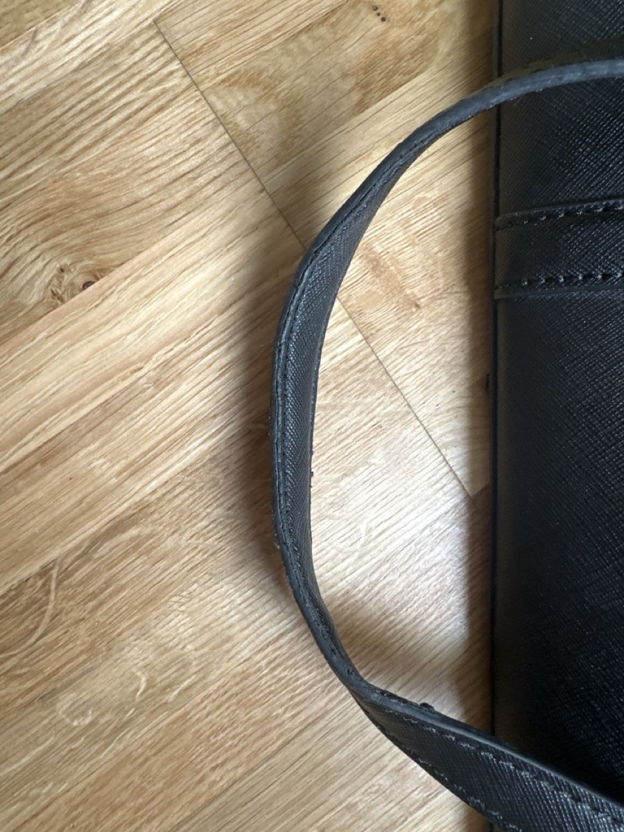 Borse da donna: Micheal Kors schwarze Shopper mit Laptopfach – Nuovo (secondo la descrizione) da Dübendorf venduto da nin_pw2s 3