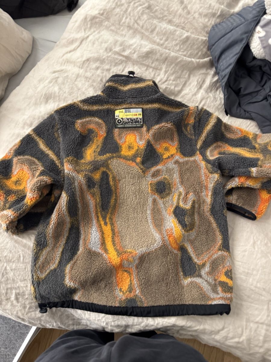 Giacche: Diesel Fleece Jacket - size M – Usato da Zürich venduto da ErnstS_23 3