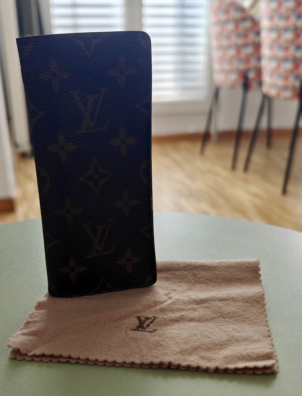 Louis Vuitton Occhiali & Lenti: étui a lunette Louis Vuitton – Usato da Sierre venduto da Isasav 1