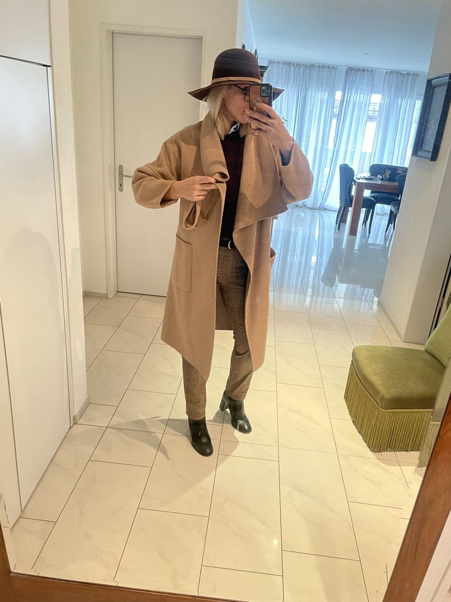 Zara Cappotti: Zara Mantel – Usato da Au ZH venduto da Daiga 1