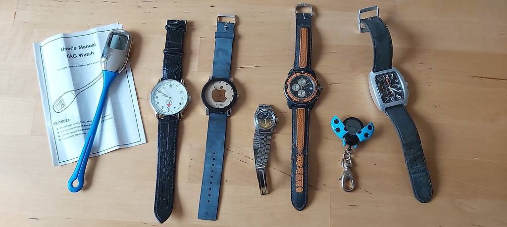 Uhren: Montres – Gebraucht aus Territet von ad5_g2g2