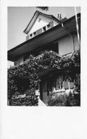 Vintage Postkarte Burgdorf BE, Haus mit Garten, 1953.