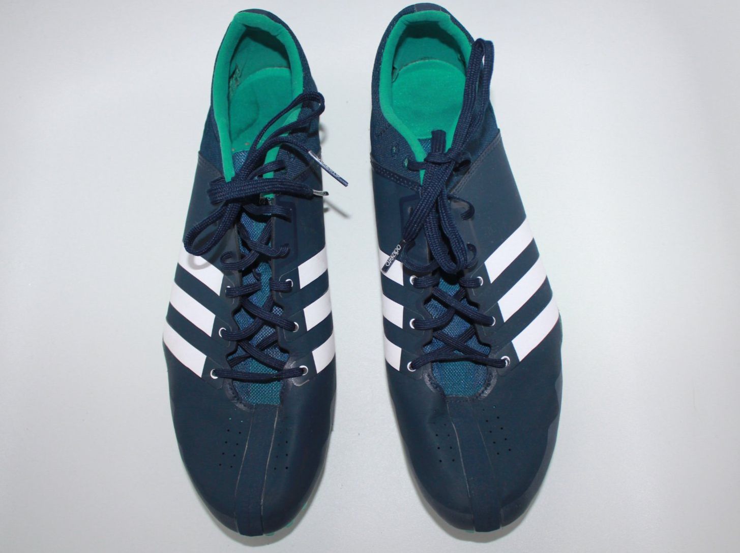 Adidas Scarpe da uomo: Chaussures d'athlétisme Adidas  t. 45 1/3 – Usato da Peseux venduto da Gilloss 2