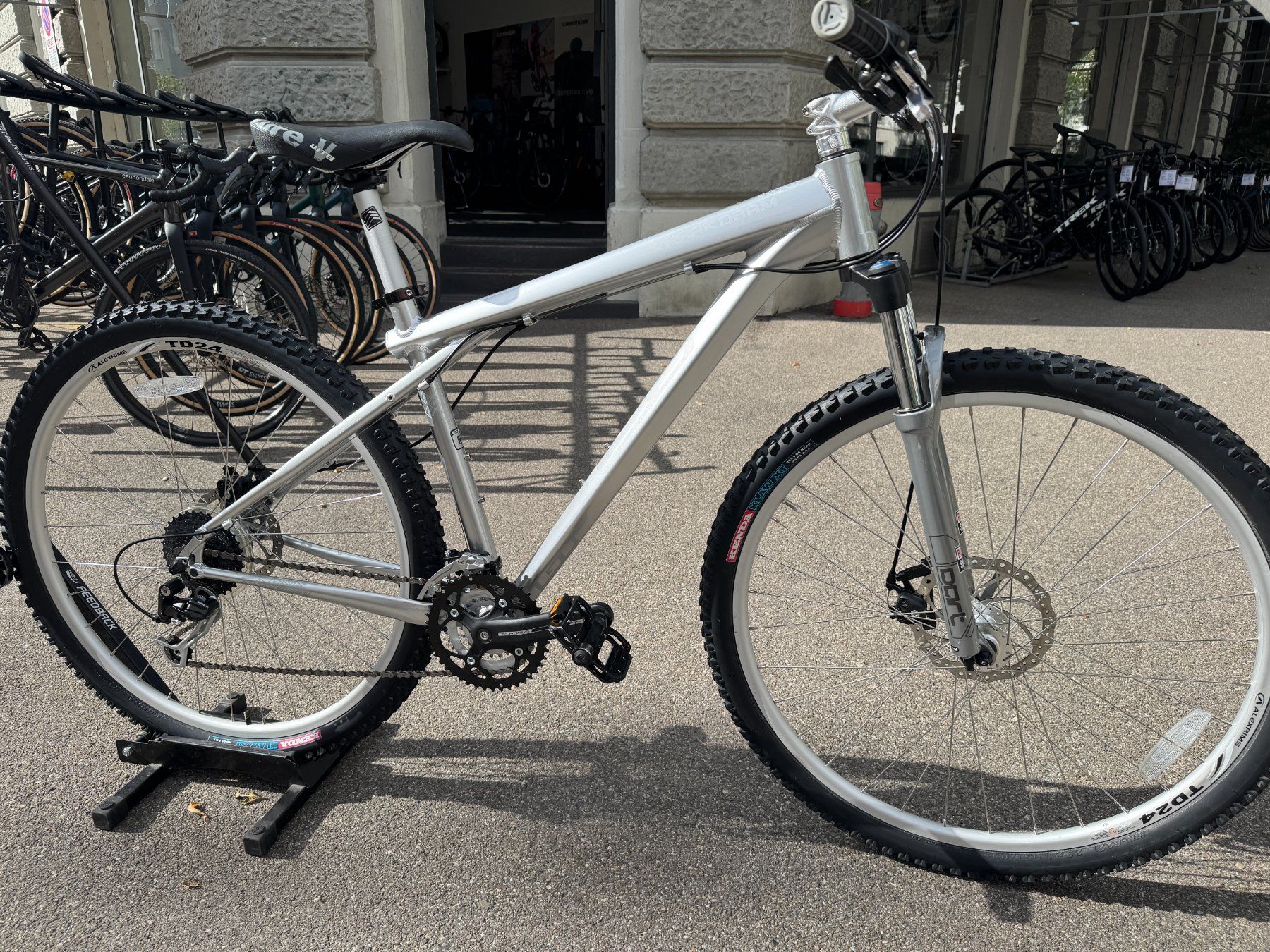 GT Biciclette: GT Karakoram 29" MTB, Grösse Medium – Usato da Zürich venduto da Velofabrik01