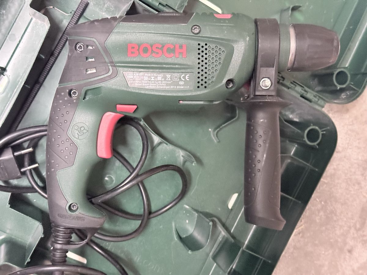 Bosch Bohrmaschinen: Bosch PSB 750 RCE – Gebraucht aus Zürich von m.y.r. 2