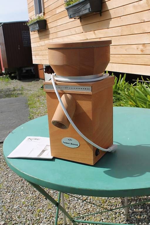 Elettrodomestici da cucina: Getreidemühle Fidibus Medium – Usato da Birwinken venduto da jro_yv8b 2