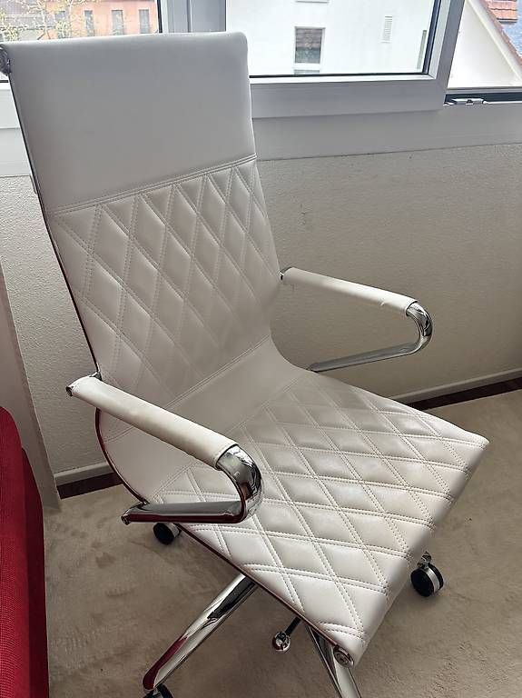 Chaises: Bürostuhl  – D'occasion à Immensee par sim_9fdb 1