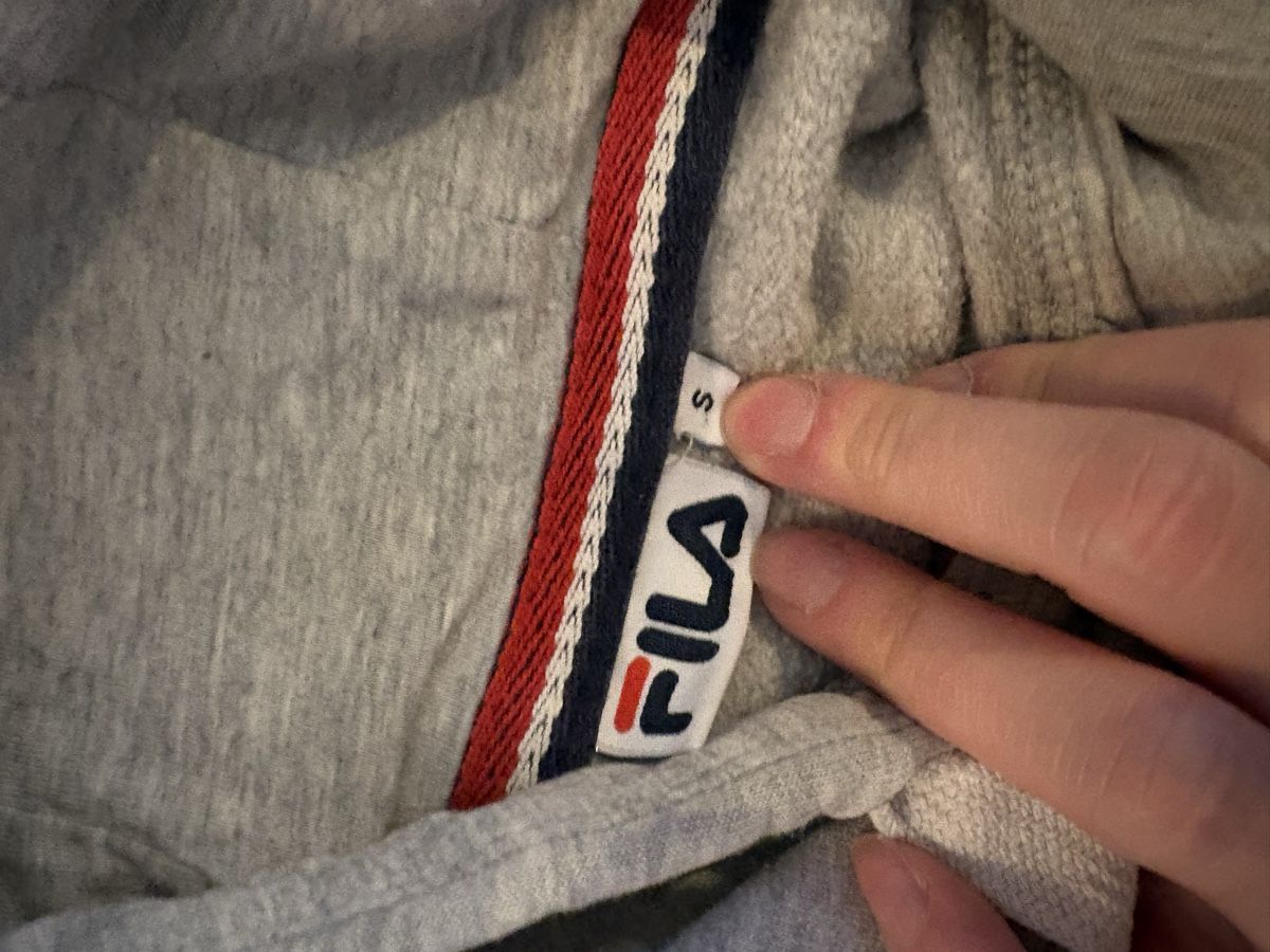Fila Maglioni & Felpe: Fila Hoodie S Damen – Usato da Zürich venduto da chloe26 1