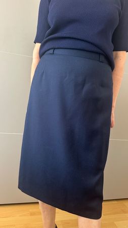 Jupe Lady H. Peter Hahn laine bleu marine taille 44