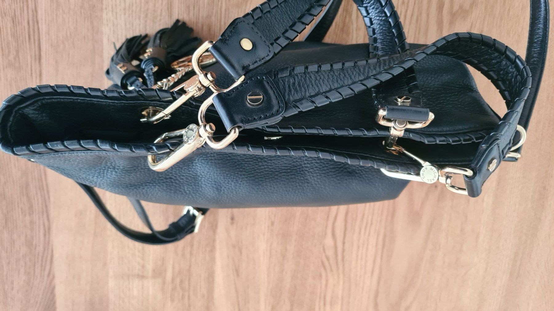 Michael Kors Borse da donna: Michael Kors Handtasche Schwarz Leder – Usato da Jona venduto da hen_7fyc 4