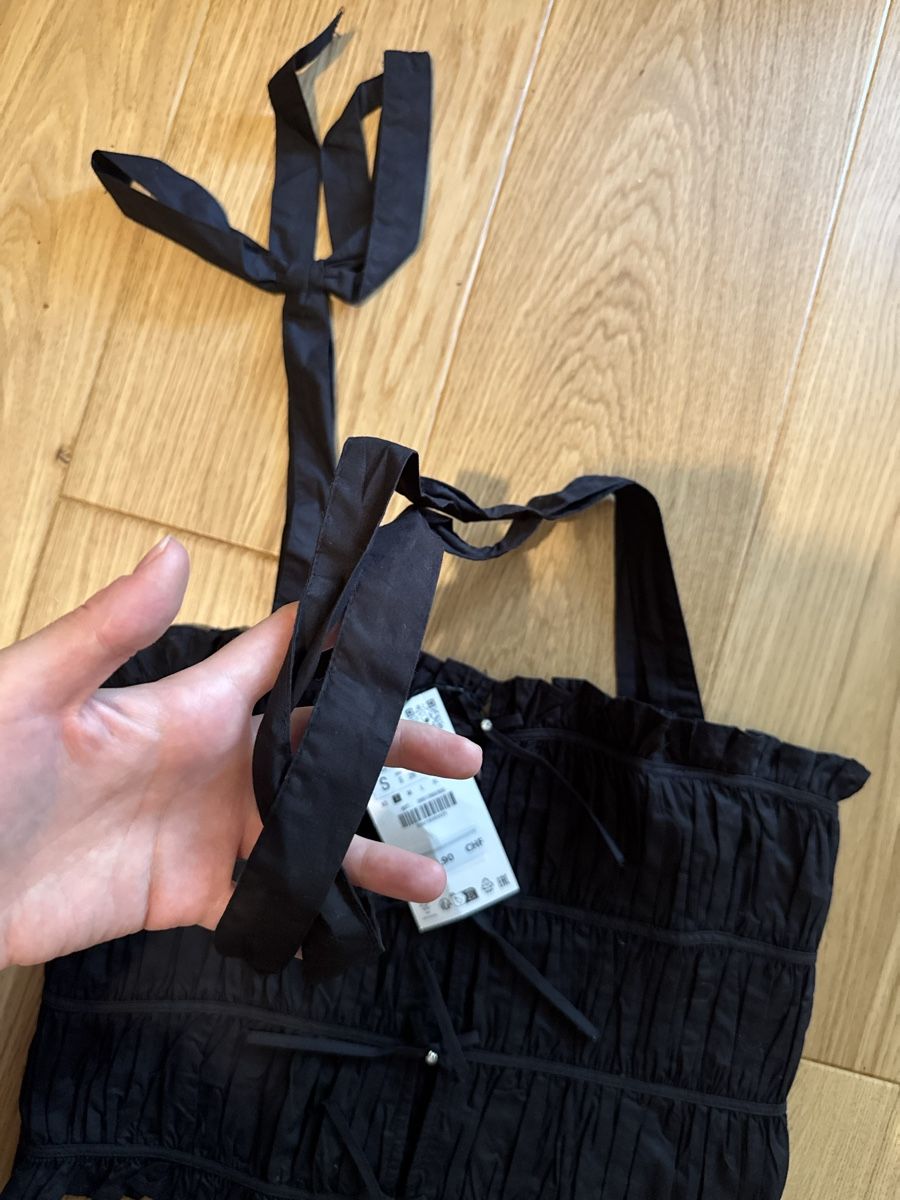 Zara Top: NEW Black Zara Top with Ties Size S – Nuovo e nell'imballaggio originale da Neuchatel venduto da Mia_G 3
