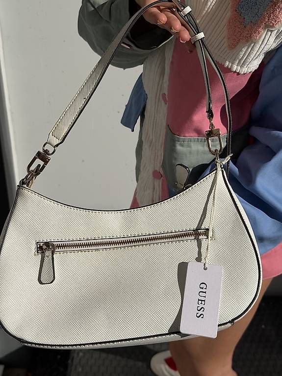 Guess Borse da donna: Guess Tasche – Usato da Meggen venduto da gia_wz2q 1