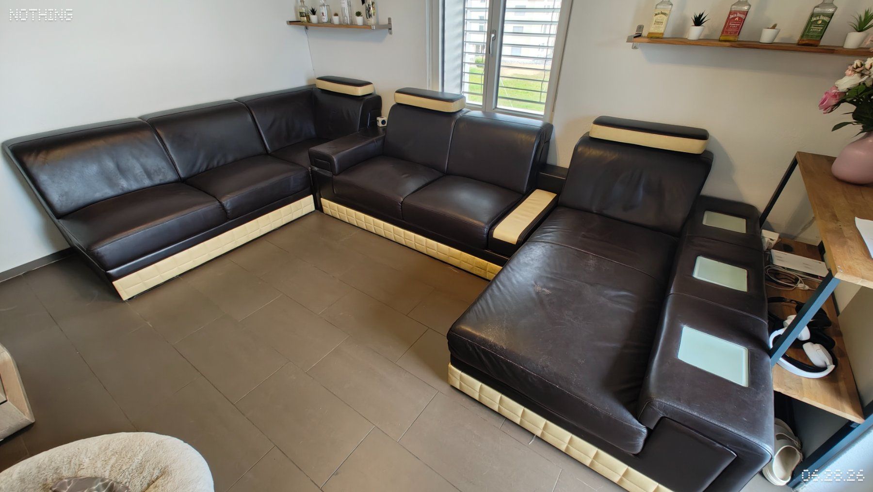 Divani: Grosses Ledersofa – Usato da Hausen venduto da Tebbits