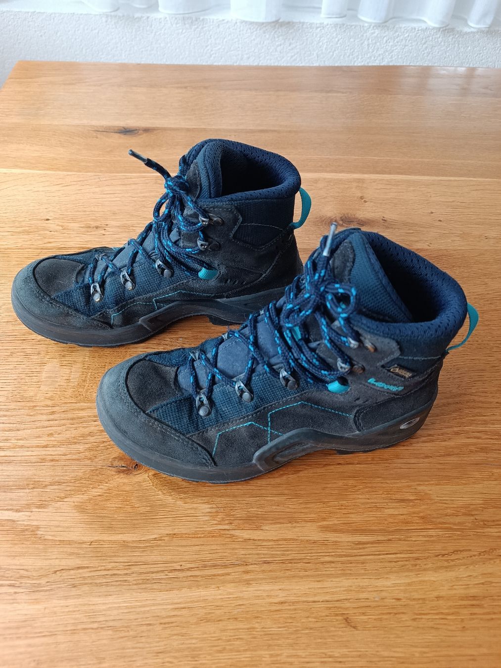 Lowa Herrenschuhe: Lowa Wanderschuhe / Trekkingschuhe in Grösse 36  – Gebraucht aus Heiden von Sotema 2