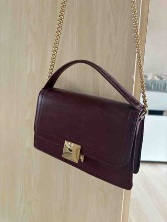 Damen Handtasche bordeaux mit Goldkette neuwertig