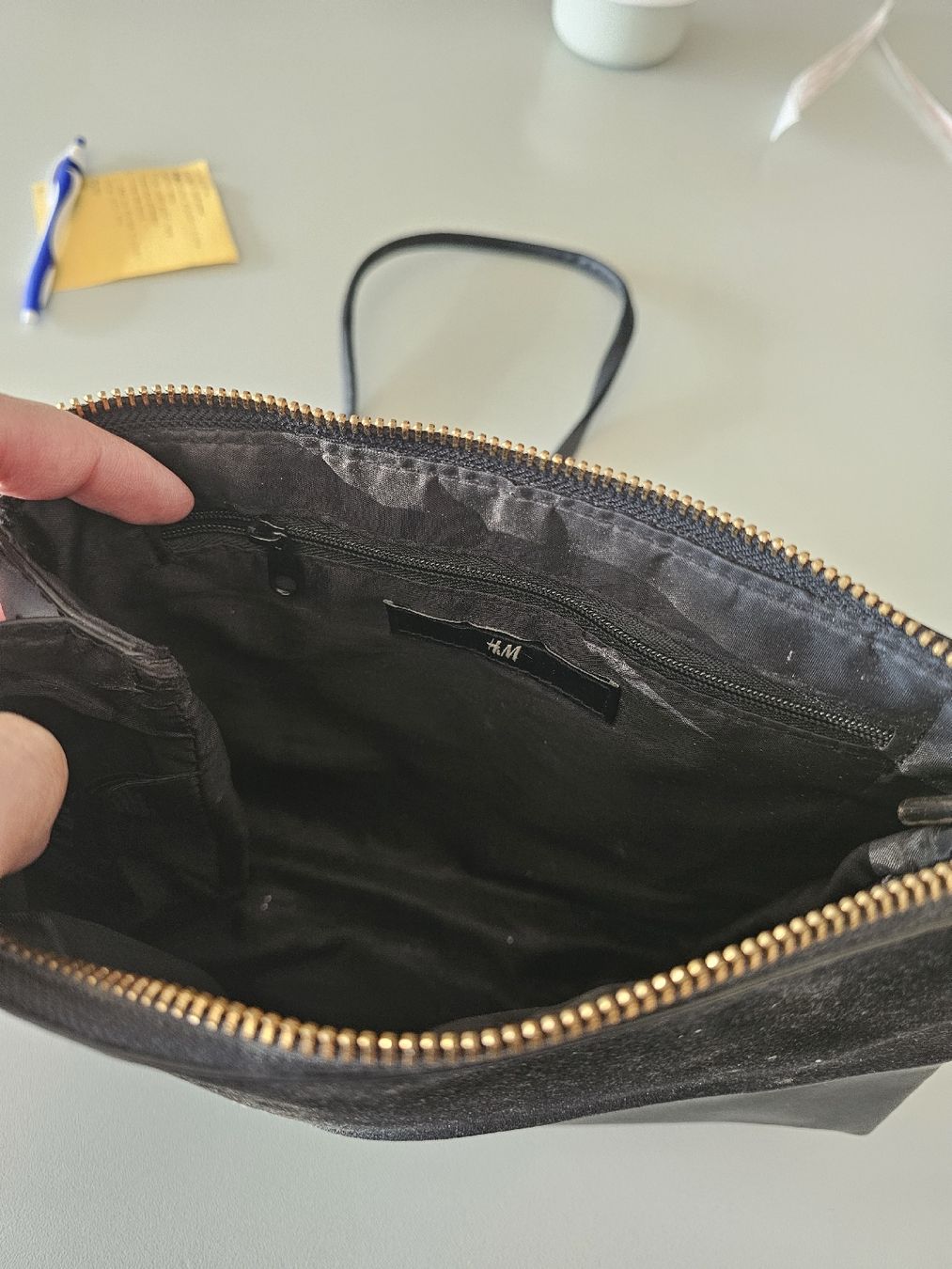 Sonstige Kleidung & Accessoires: Sac bandoulière noir élégant – Gebraucht aus Forel (Lavaux) von Clelia94 2