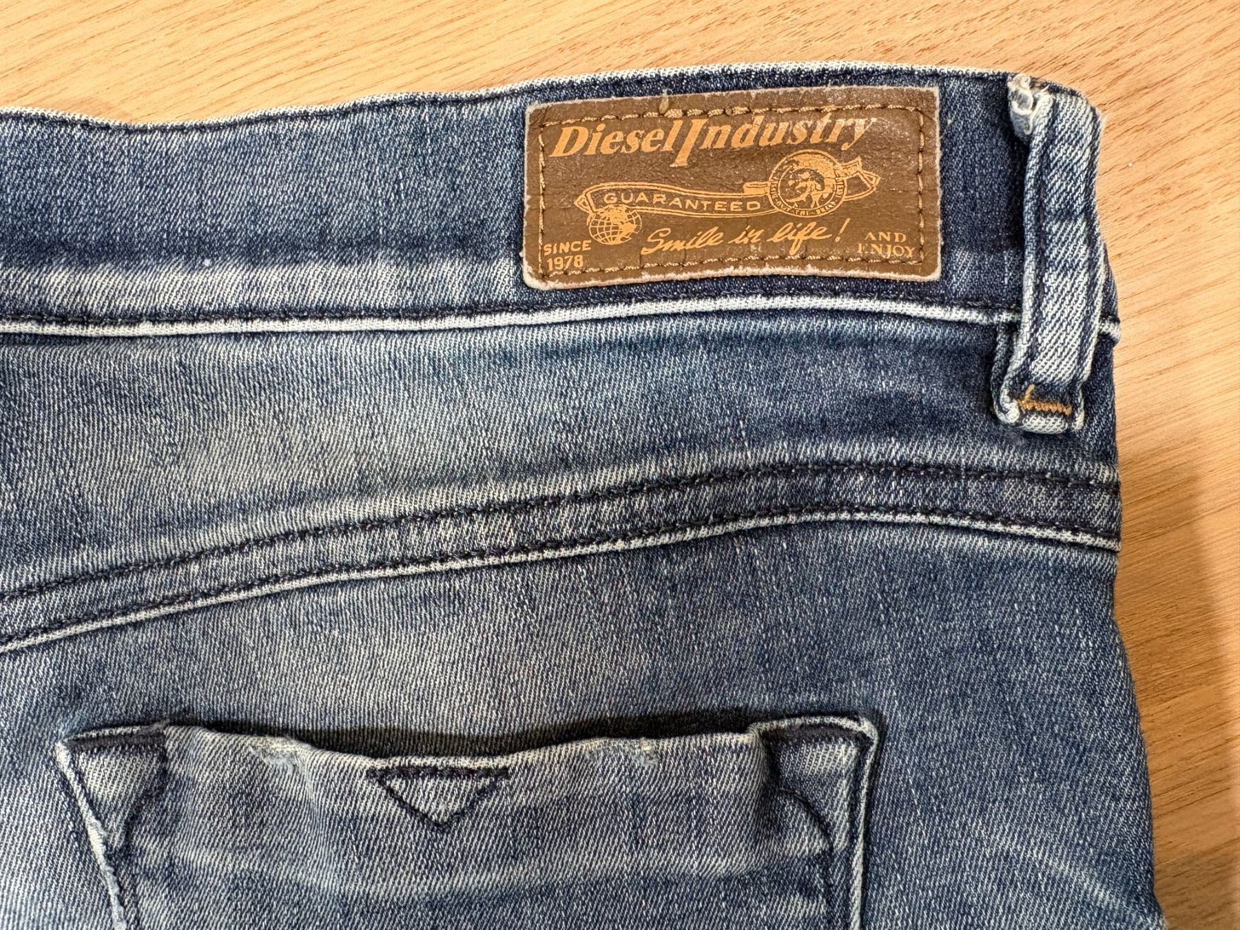Diesel Jeans: Diesel Livier Stretch Jeans – Usato da Elgg venduto da Jo_Naj 3