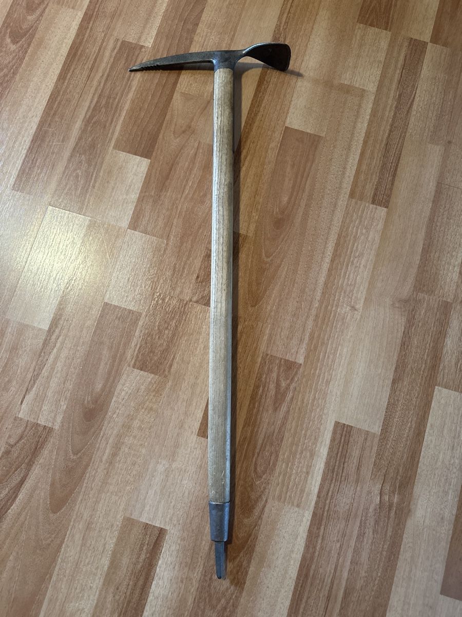 Kletterausrüstungen: Pickel/Eispickel mit Holzgriff, HIMALAYA Kuno Rainer 79 cm – Gebraucht aus St. Gallen von mai_gd7k