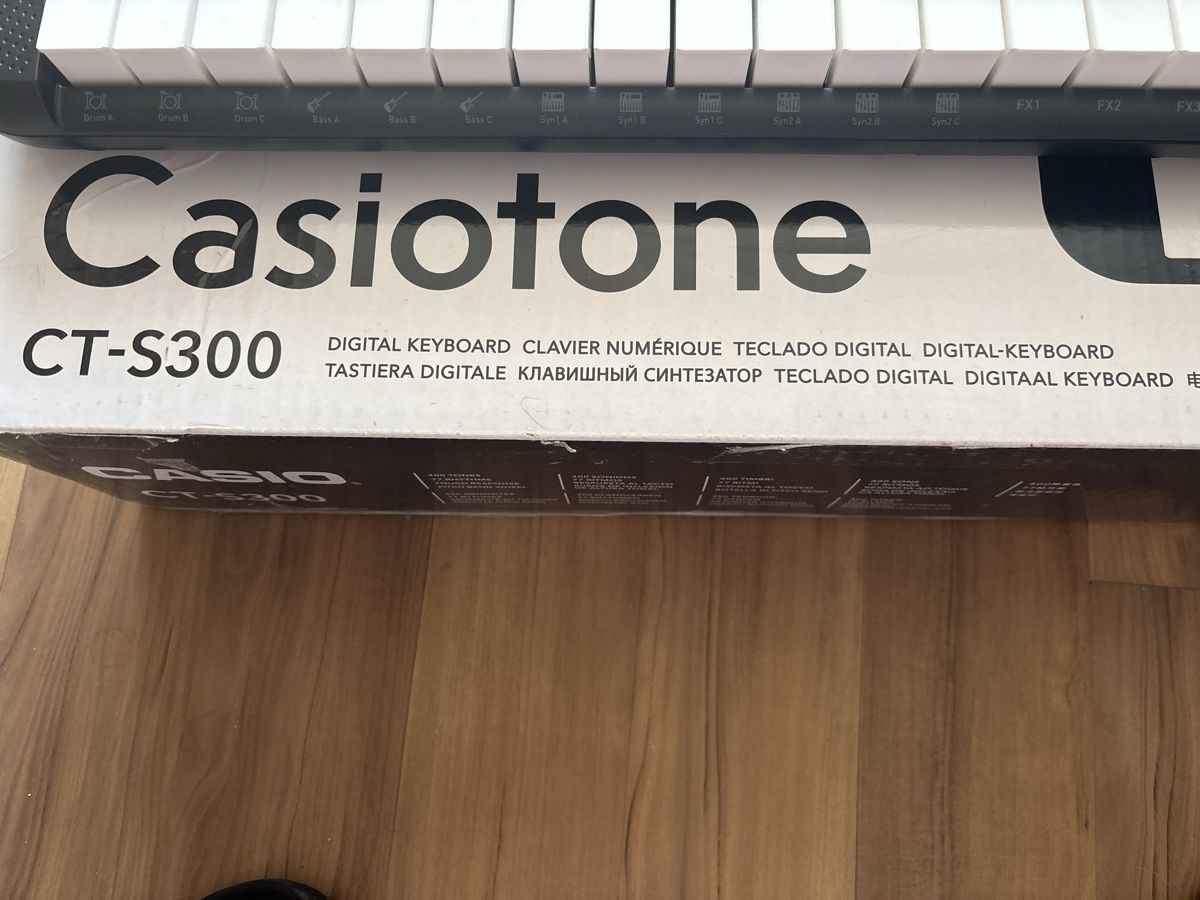 Casio Musikinstrumente: Casio Casiotone CT-S300 – Neu und originalverpackt aus Ehrendingen von Katy28 1