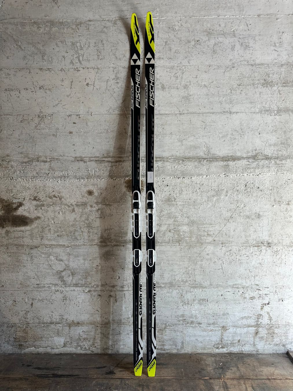 Fischer Sci: Fischer Klassisch Langlaufski 172CM – Usato da Emmenbrücke venduto da karkarkar