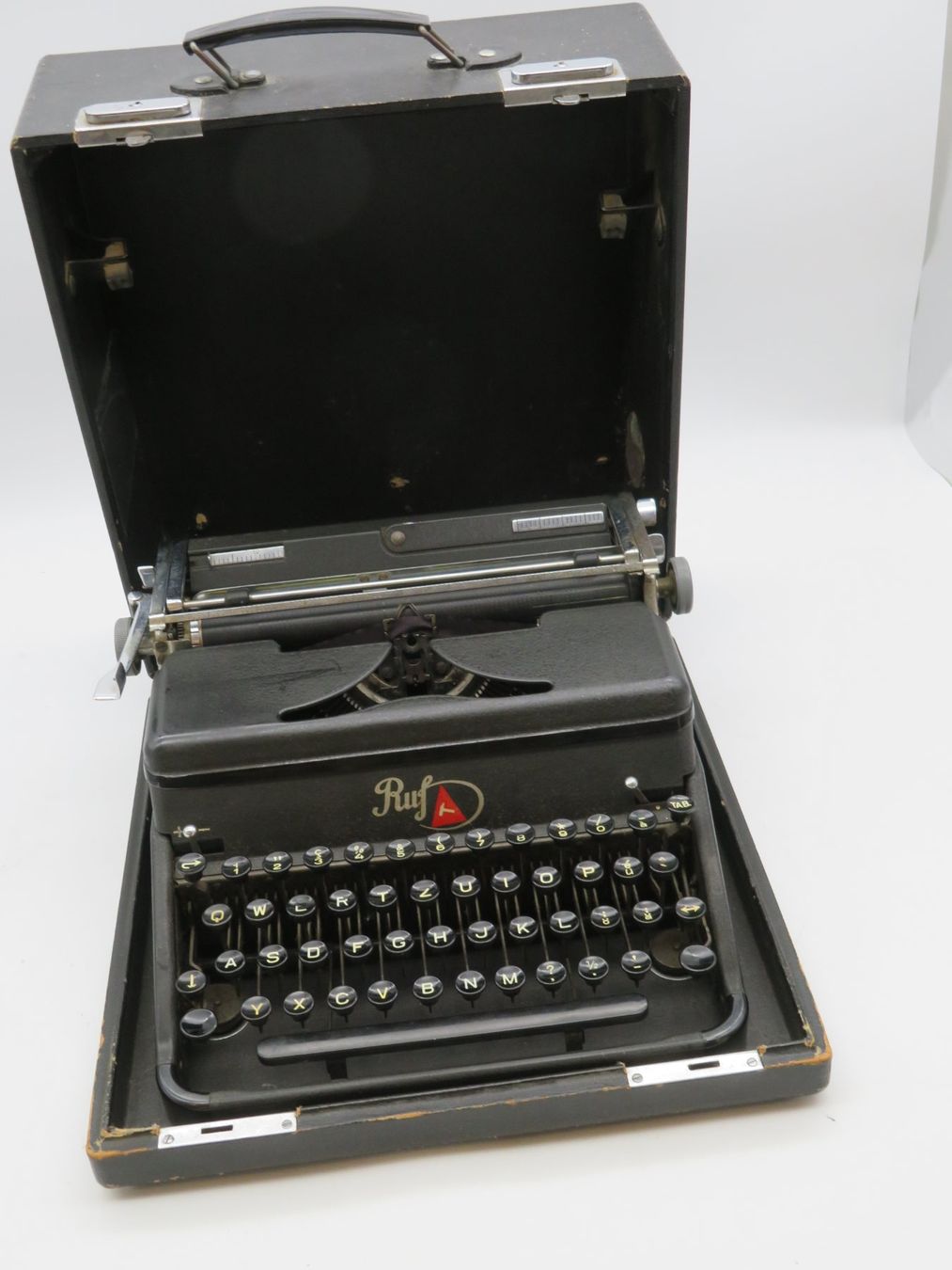 Schreibmaschinen: Vintage Ruft Schreibmaschine – Gebraucht aus Reinach BL von WBZ-Flohmarkt 1