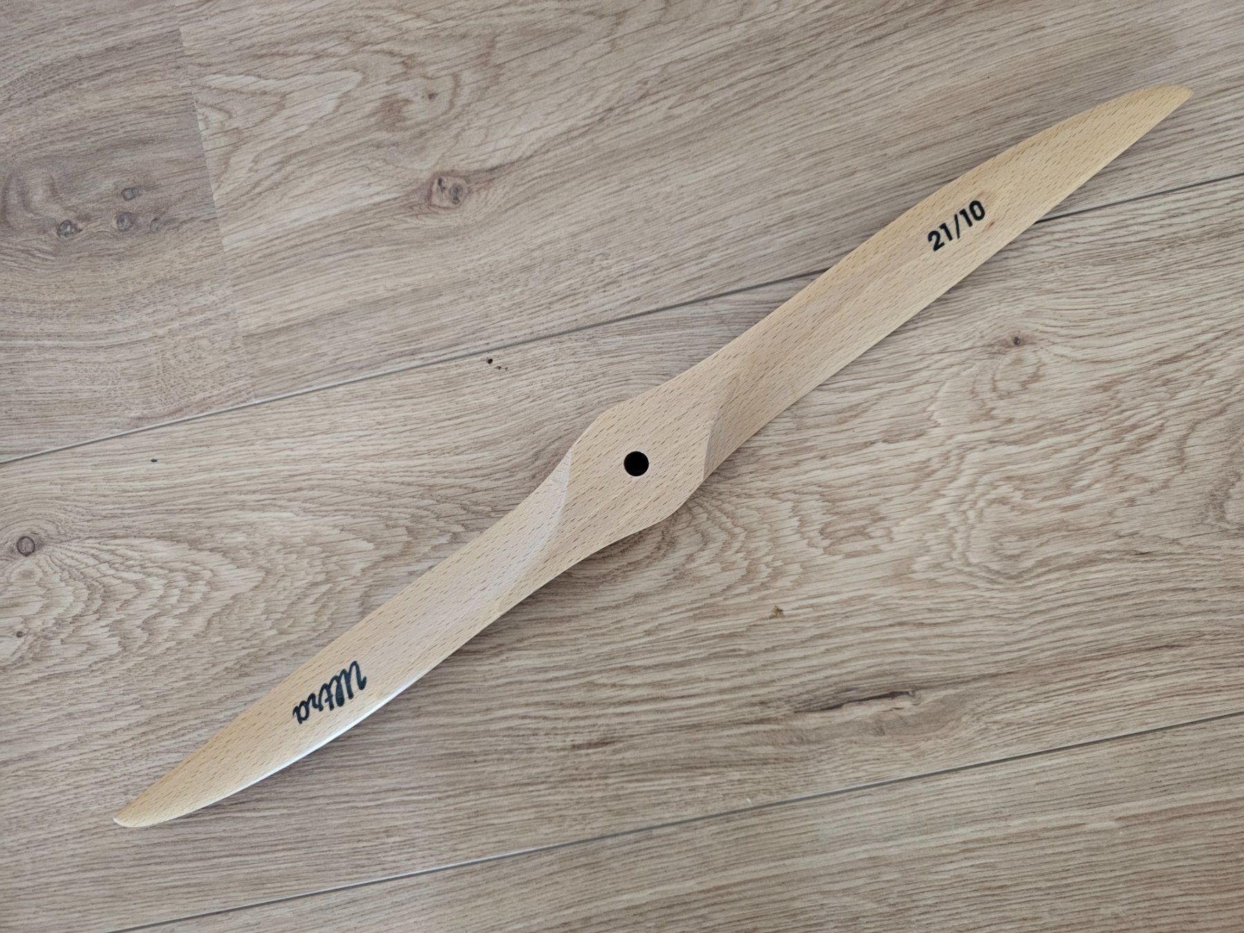 Modellismo RC: Helice 21/10 bois Ultra – Nuovo (secondo la descrizione) da Yvonand venduto da Li_poch