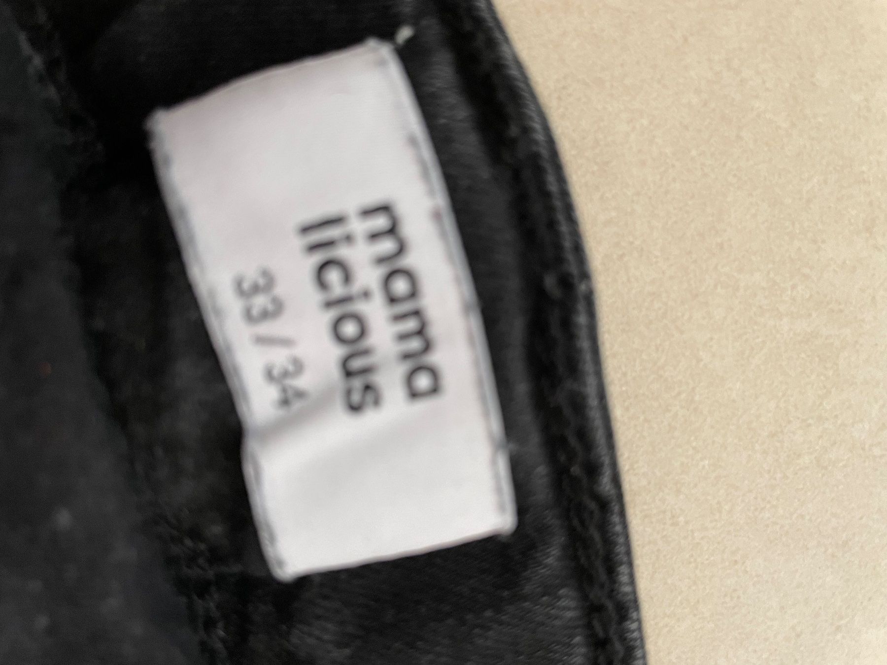 Mamalicious Jeans: Umstandsjeans, schwarz, Gr. 33/34 mamalicious – Usato da Bülach venduto da bjoernbenny 4