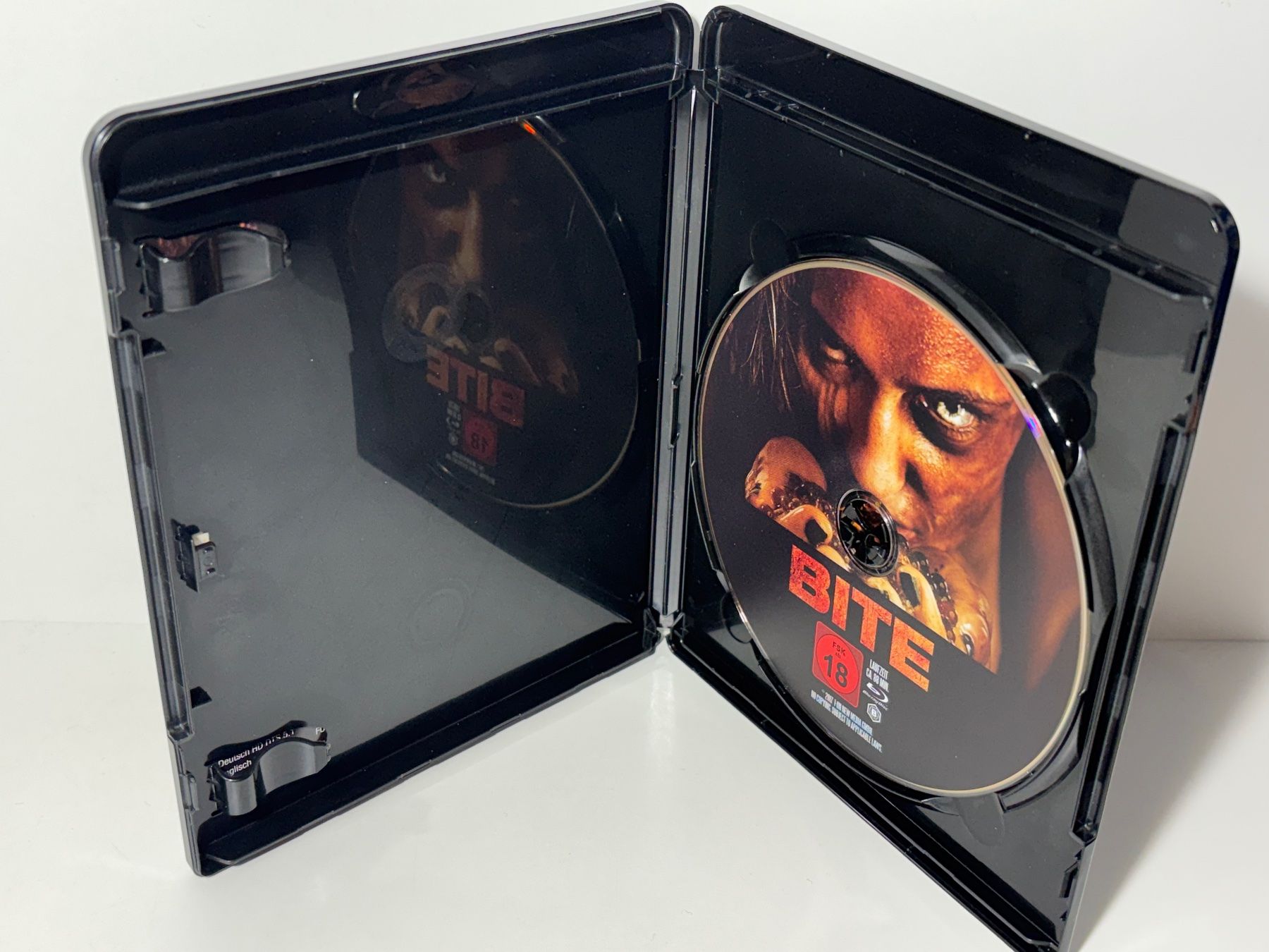 Alle DVDs: Bite Blu Ray – Gebraucht aus Wilderswil von Sstriker 2