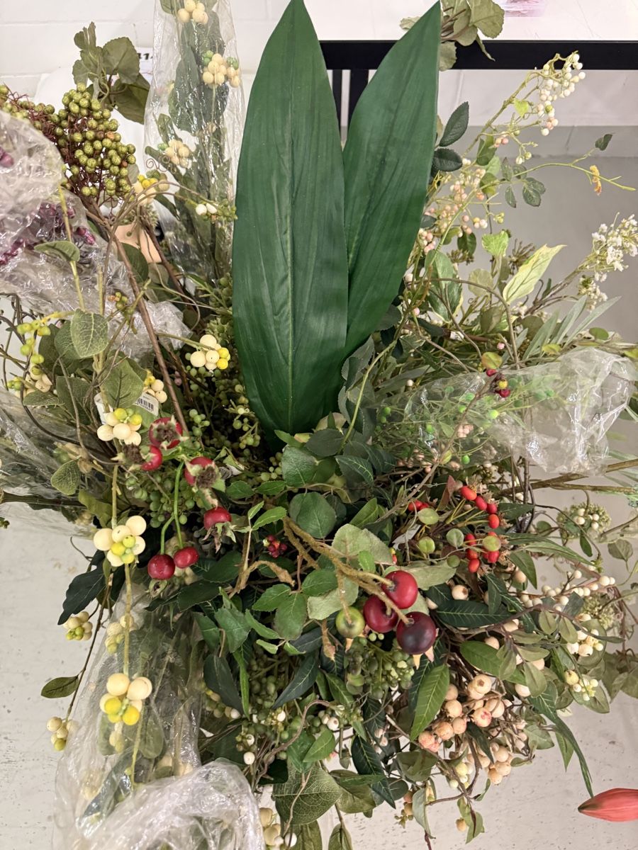 Alle Dekorationen: Künstlichen Blumen – Gebraucht aus Pfäffikon SZ von Tonimarroni99 8