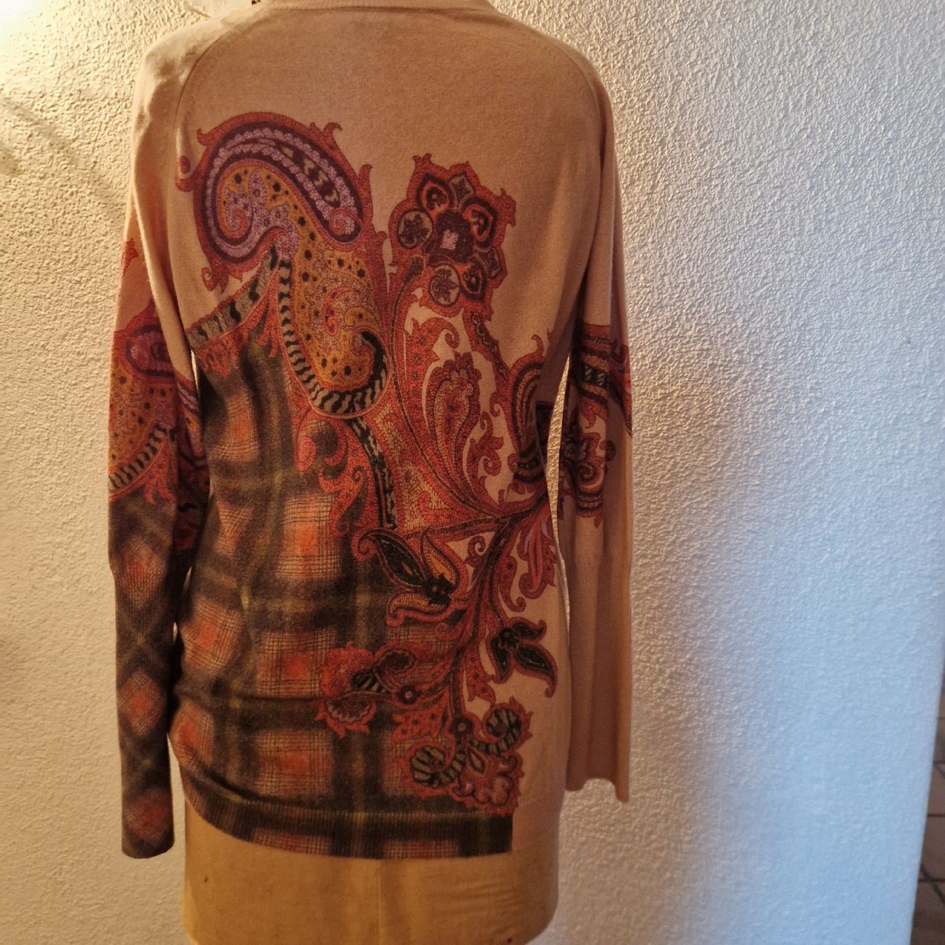Maglioni & Felpe: Wunderschöner Damen Pullover Etro Milano gr it42 mit Muster, – Usato da Gwatt (Thun) venduto da Letzte-Chance-II 3