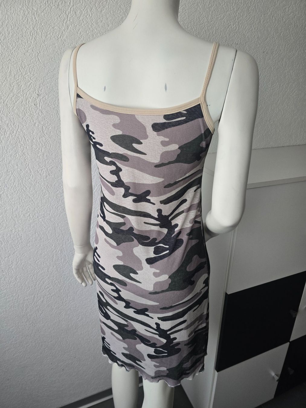 Kleider: Robe "camoufflage"T-M – Gebraucht aus Les Verrières von kitel79 3