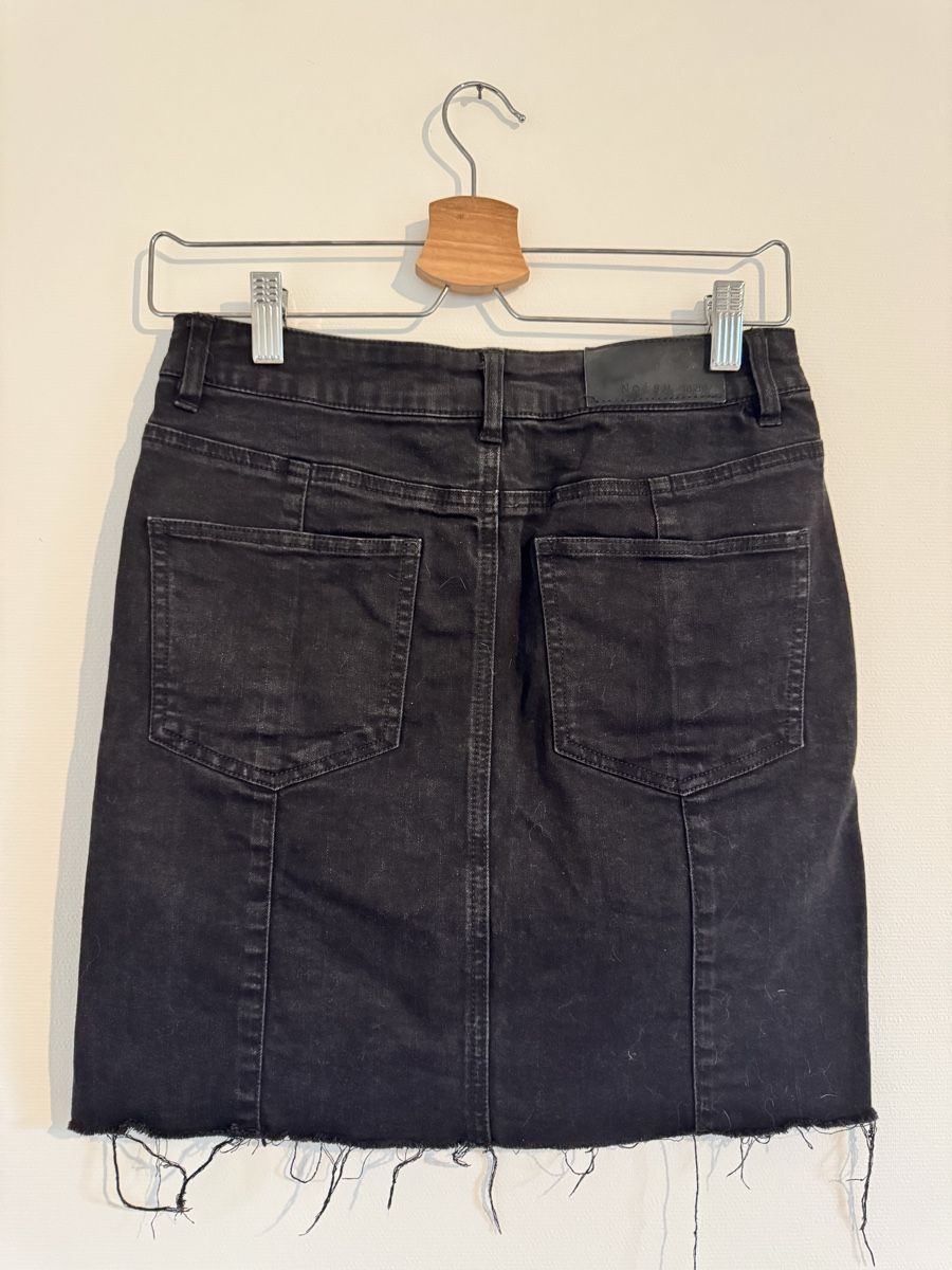 Jupes: Jeansrock – D'occasion à St. Gallen par nikolasbong 1