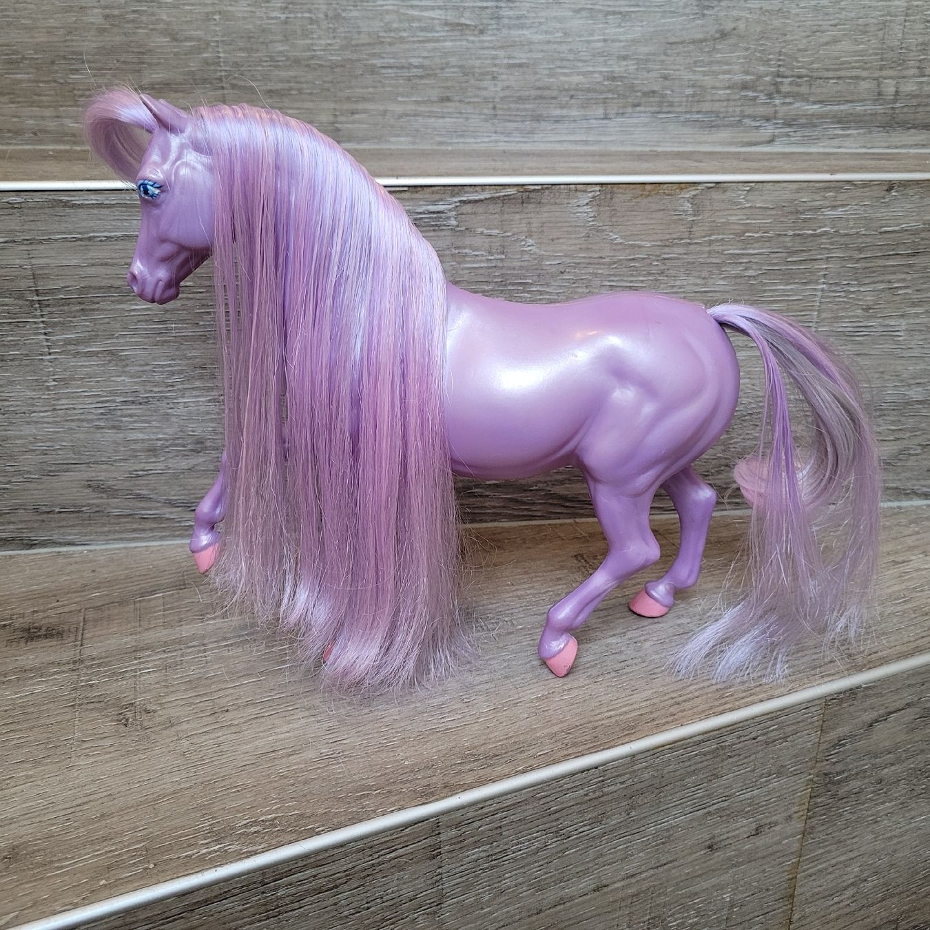 Spielzeuge: Barbie Pferd Wallemähne Pony – Gebraucht aus Niederbuchsiten von klengyel 1