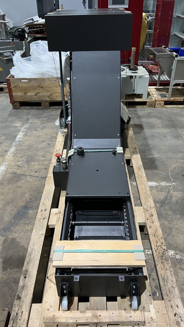 Autres machines pour métaux et serrurerie: BMF Späneförderer – D'occasion à Zuchwil par dragosmd-maschinen 1